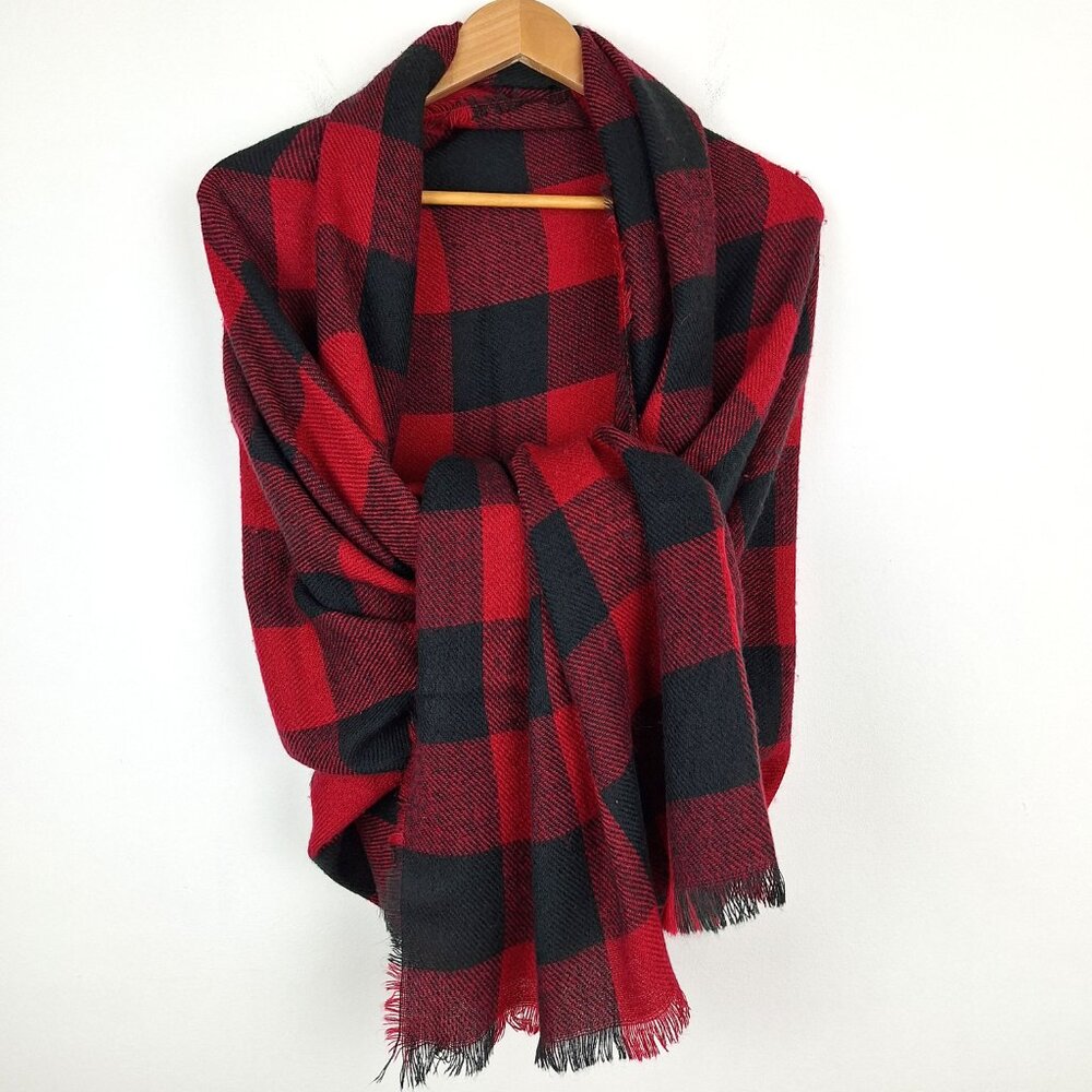 Large Heritage Print Buffalo Plaid Wrap. Red Black Blanket Scarf Size 44 x 84